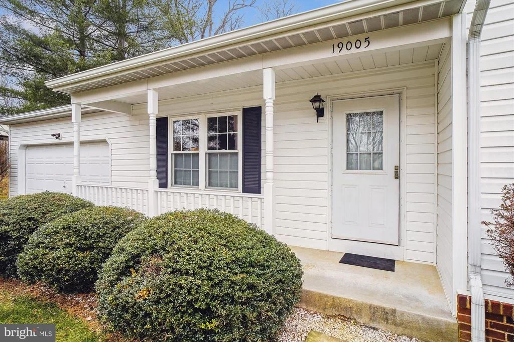 Photo of 19005 HIGH POINT DRIVE