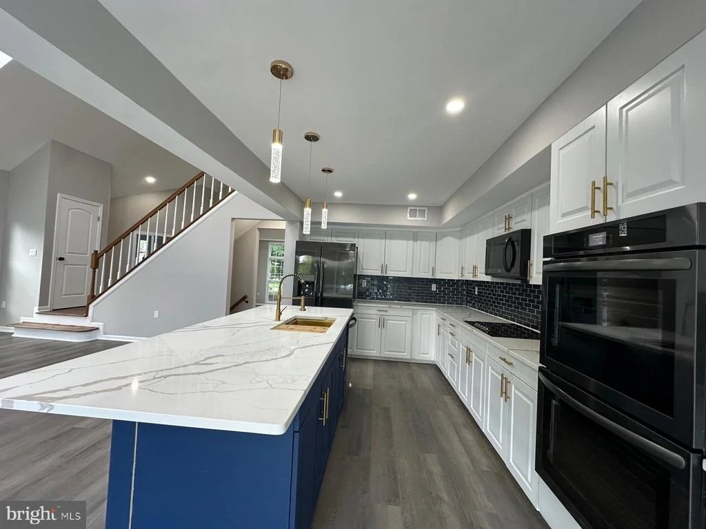 Photo of 43997 NEEDMORE COURT