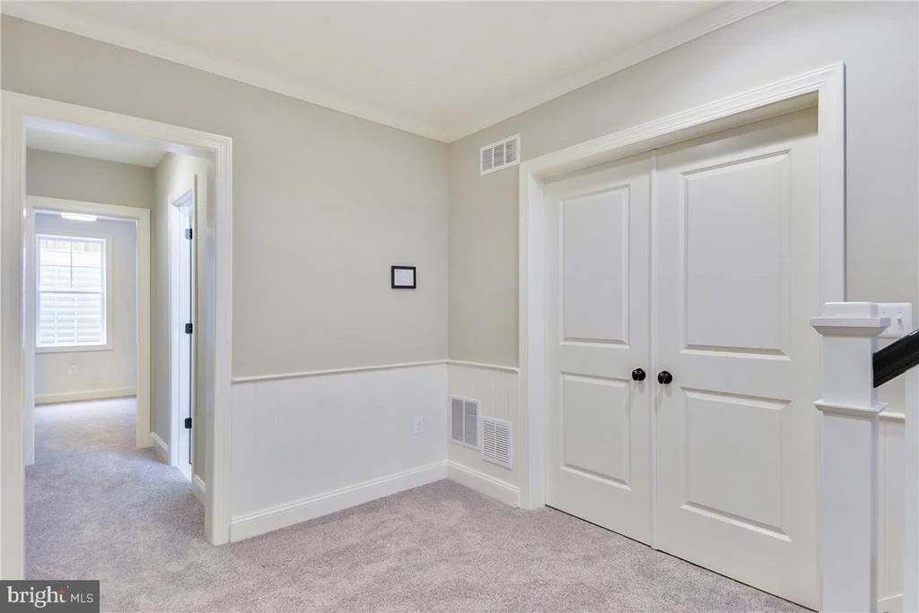 Photo of 4510 MAPLE AVENUE