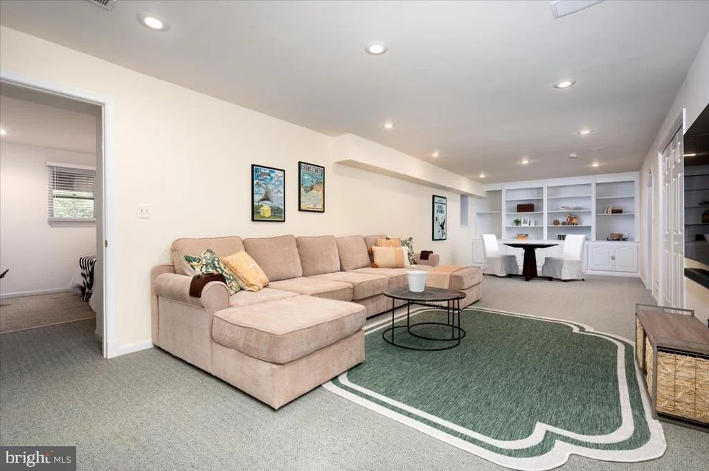 Photo of 534 POST OAK ROAD