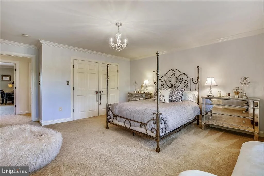 Photo of 21129 GOLF ESTATES DRIVE