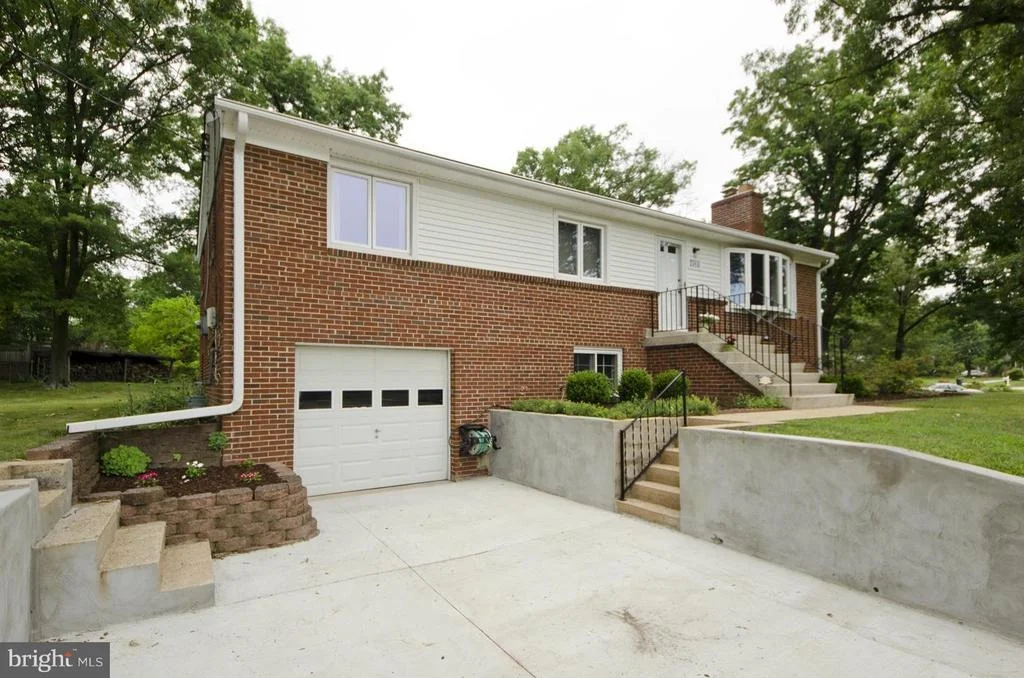 Photo of 7304 LAMAR DRIVE
