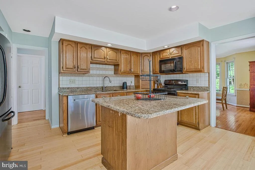 Photo of 16311 DAHL ROAD