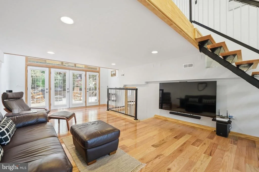 Photo of 10929 HOWLAND DRIVE