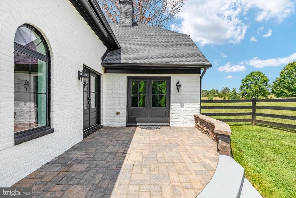 Photo of 19427 ROLLING HILLS DRIVE