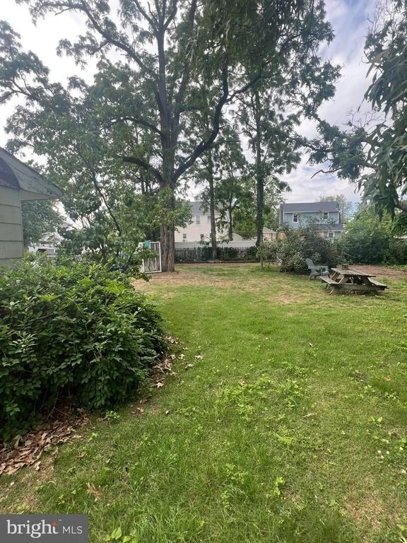 Photo of 39 LEJUNE ROAD