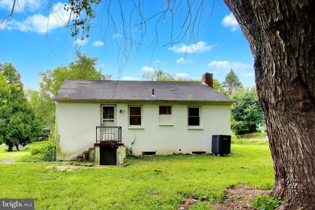 Photo of 16012 BATSON ROAD