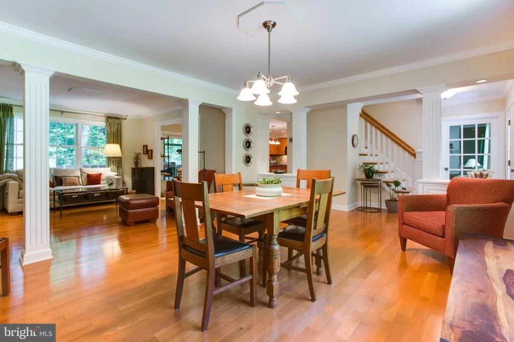 Photo of 10425 MOUNT VERNON DRIVE