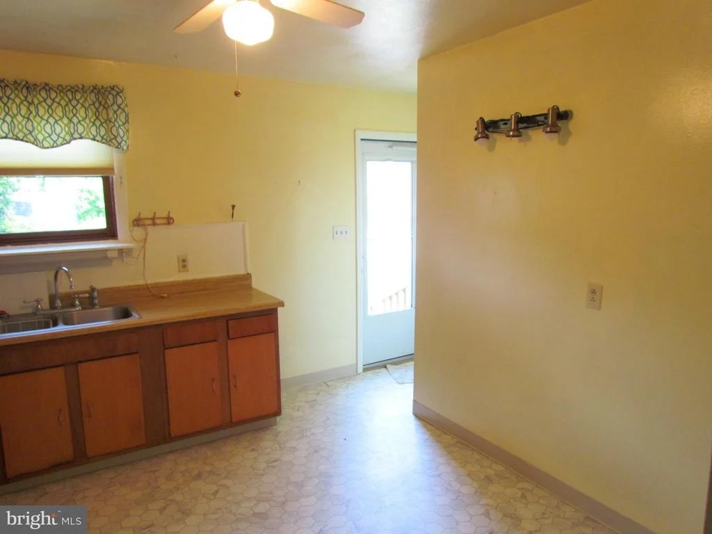 Photo of 1325 GARFIELD DRIVE