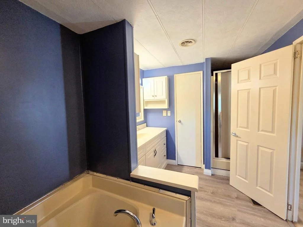 Photo of 5 RUTH RD