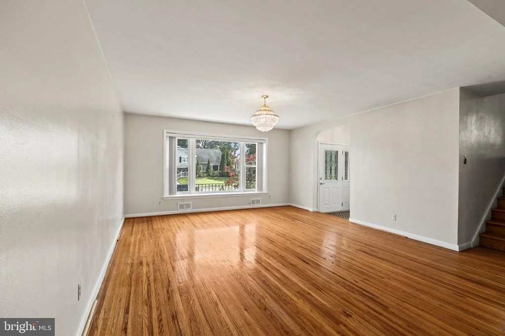 Photo of 440 WILLOW DRIVE