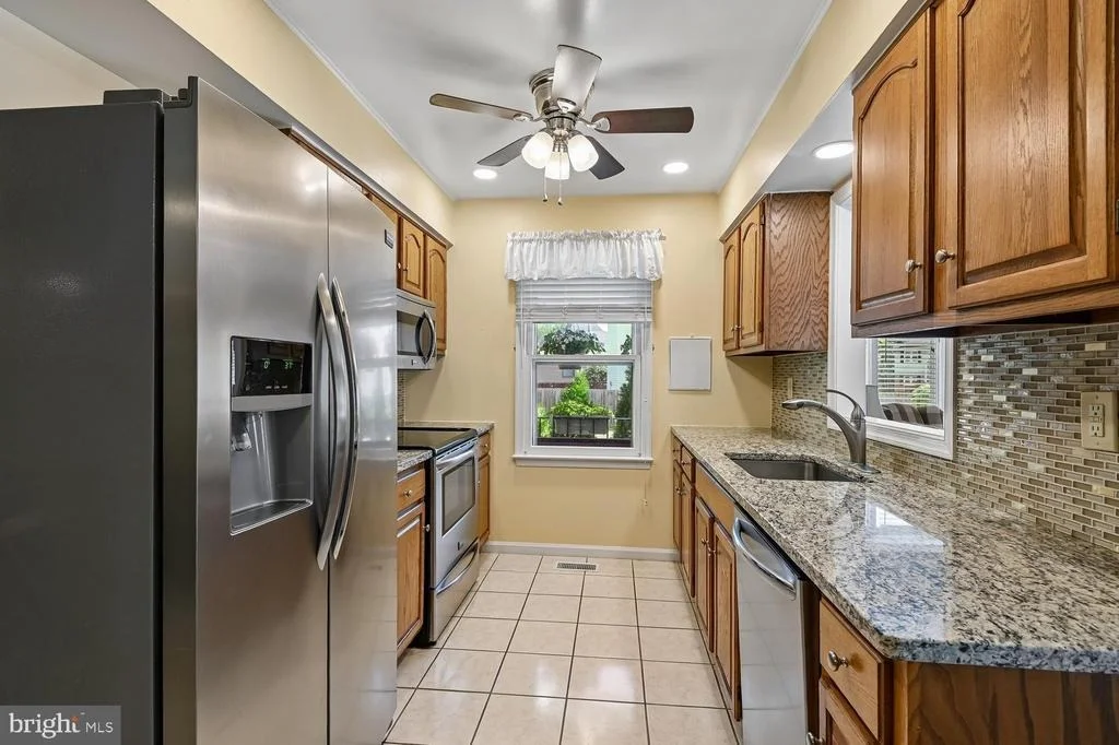 Photo of 4734 IDLEWILDE ROAD