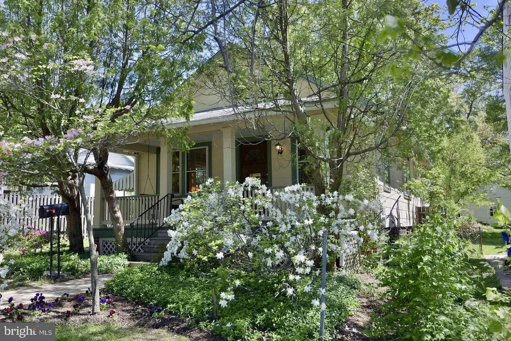 Photo of 7809 BOSTON AVENUE