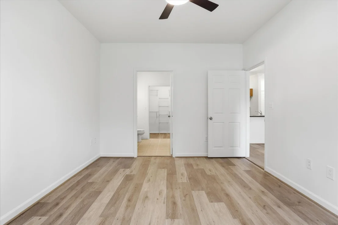 Photo of Unit 116 at 12901 CENTRE PARK CIRCLE