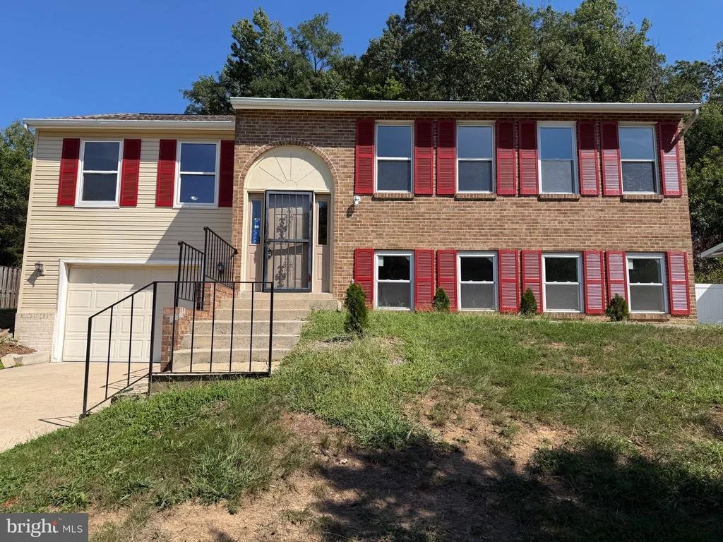Photo of 12708 LAMPTON LANE