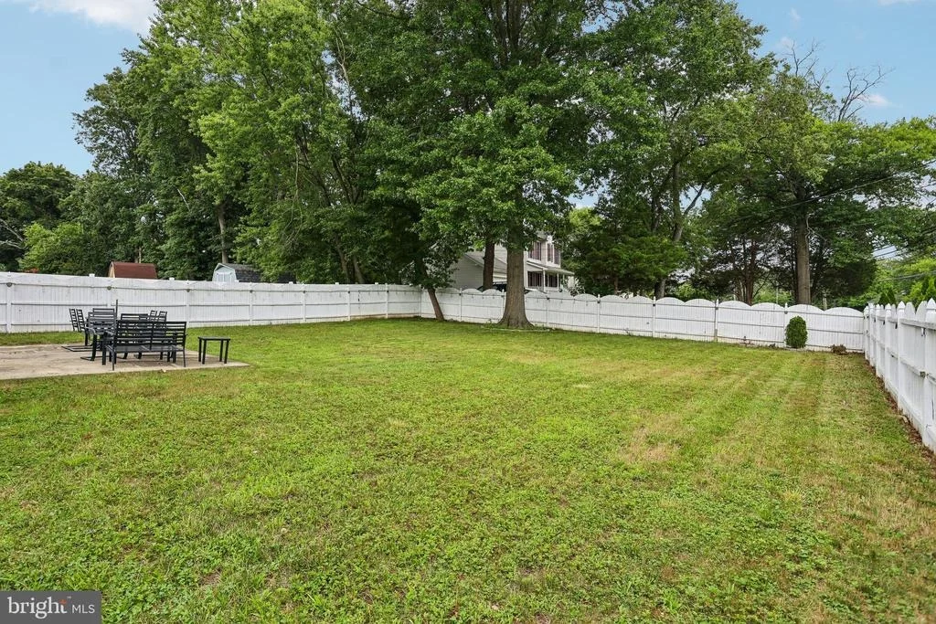 Photo of 1120 LAMBERT DRIVE