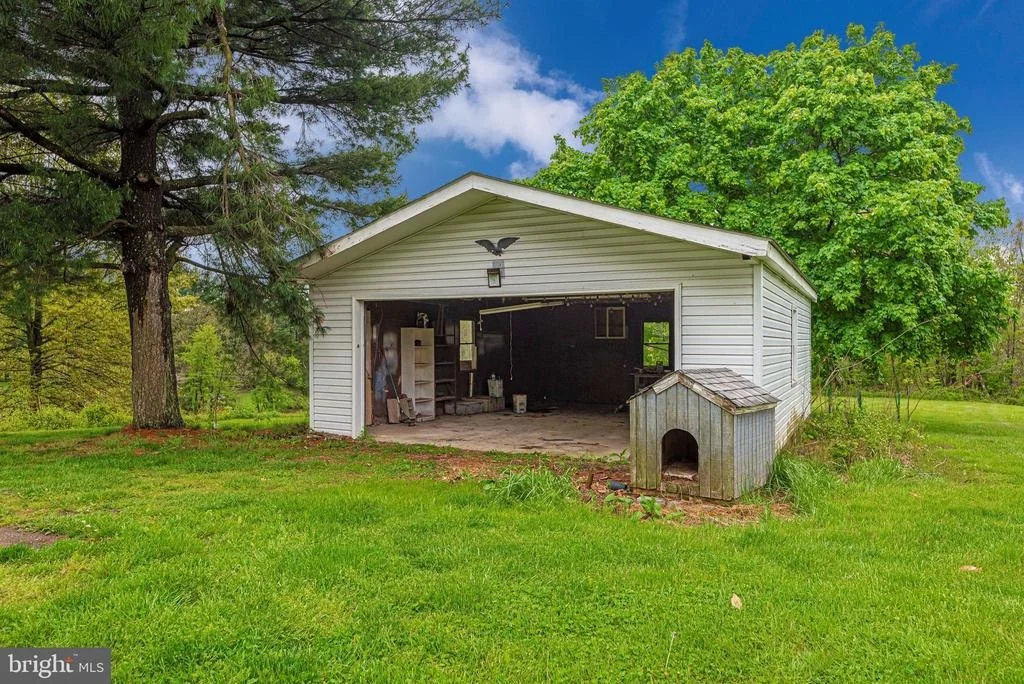 Photo of 8123 BALL ROAD