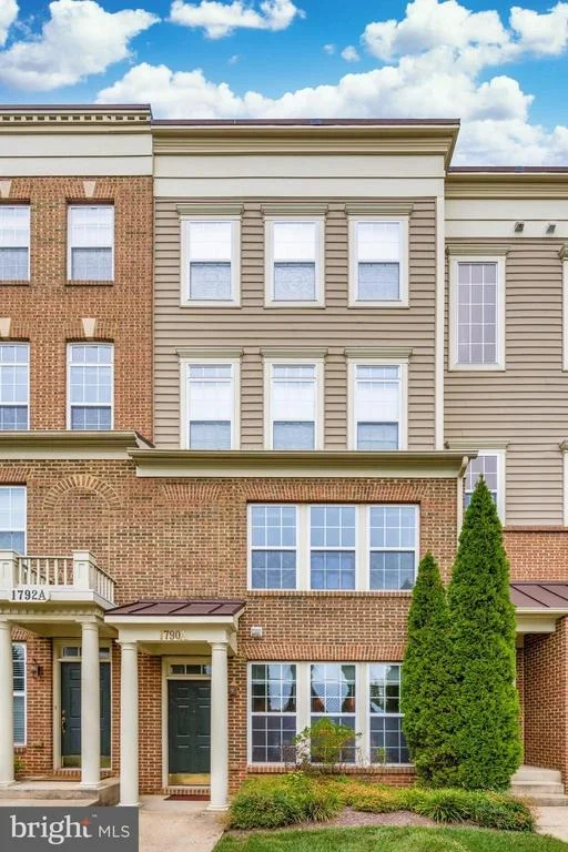 Photo of Unit 22A at 1790 POOLSIDE WAY