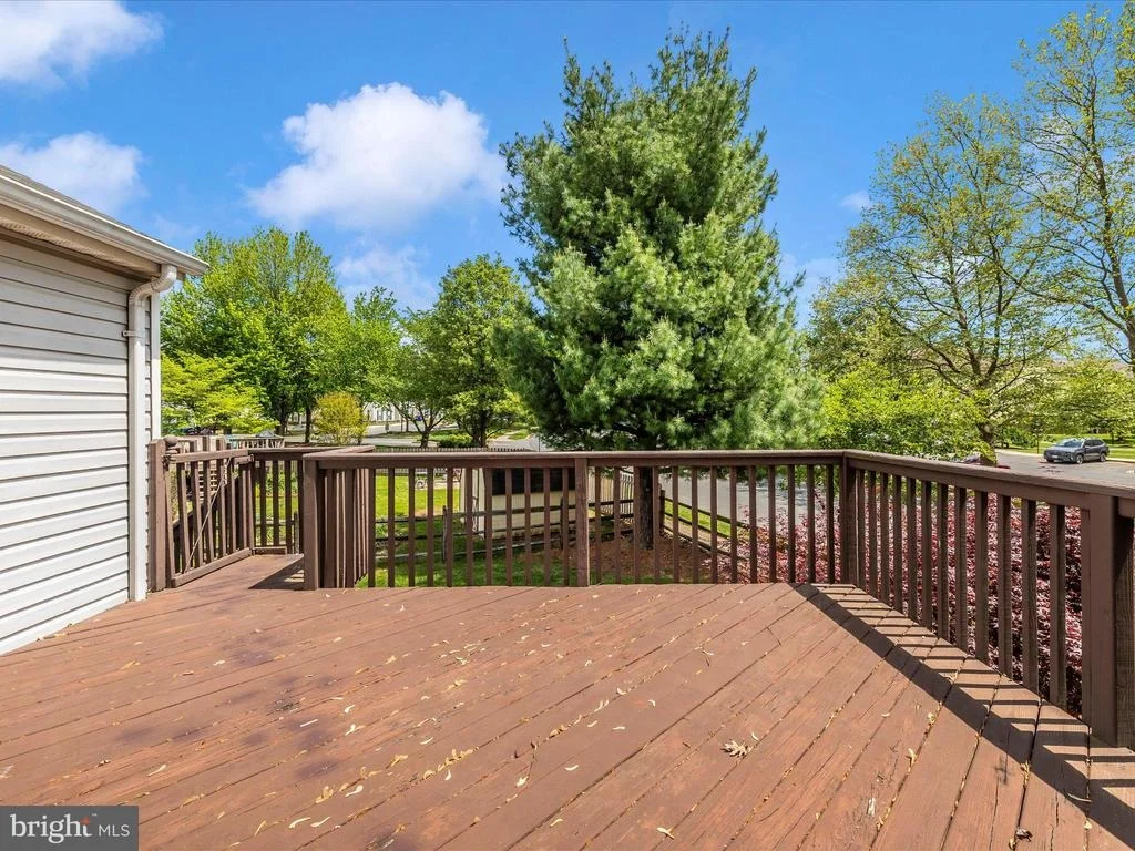 Photo of 2124 COLLINGWOOD LANE