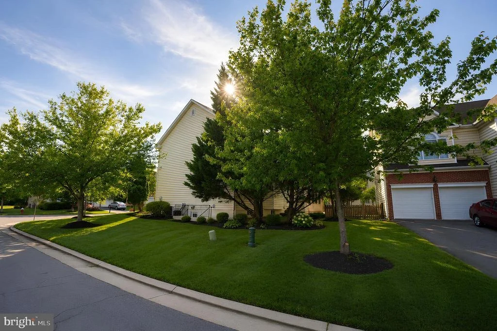 Photo of 42848 SIDNEY PLACE
