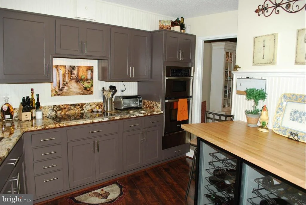 Photo of Unit 504 at 5902 MOUNT EAGLE DRIVE