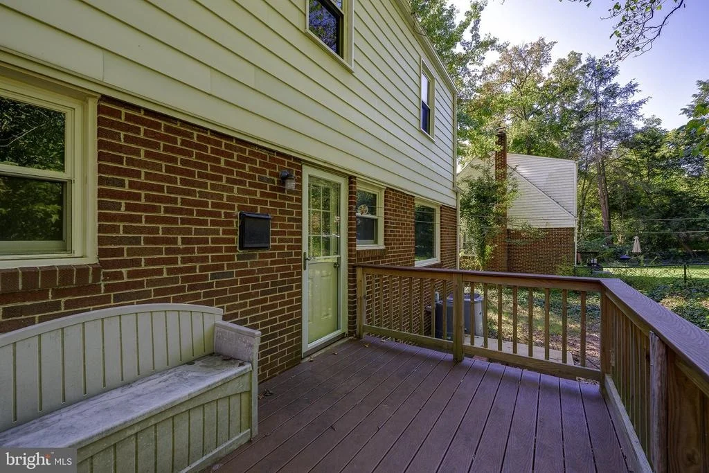 Photo of 3 LAKESIDE DRIVE