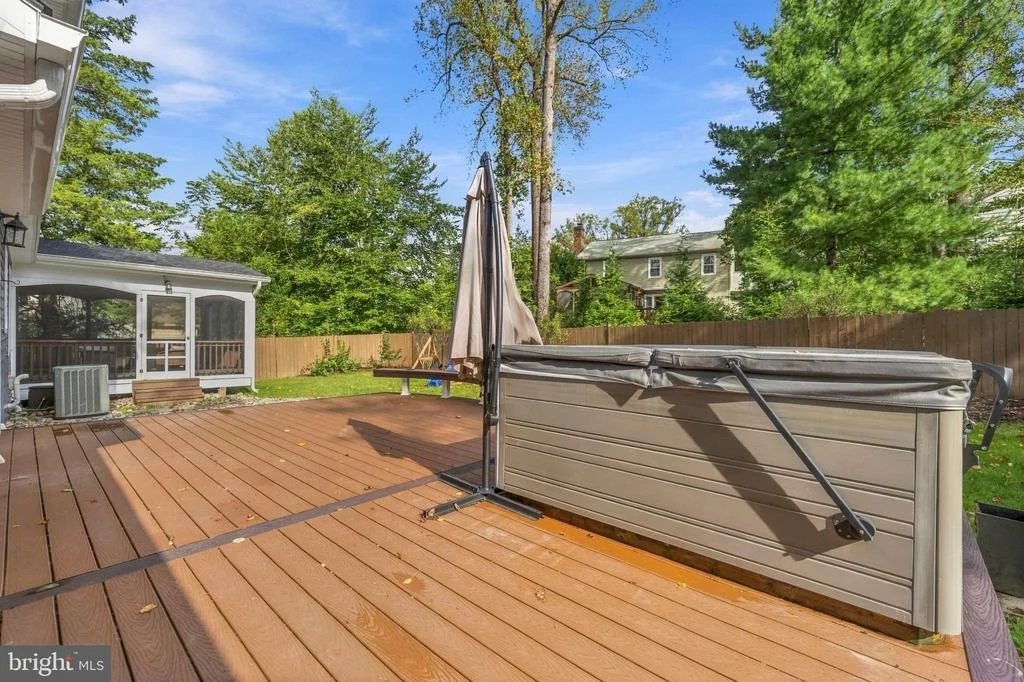 Photo of 5109 KING DAVID BOULEVARD