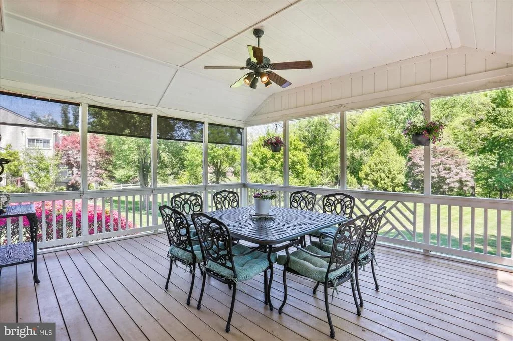 Photo of 18521 AZALEA DRIVE