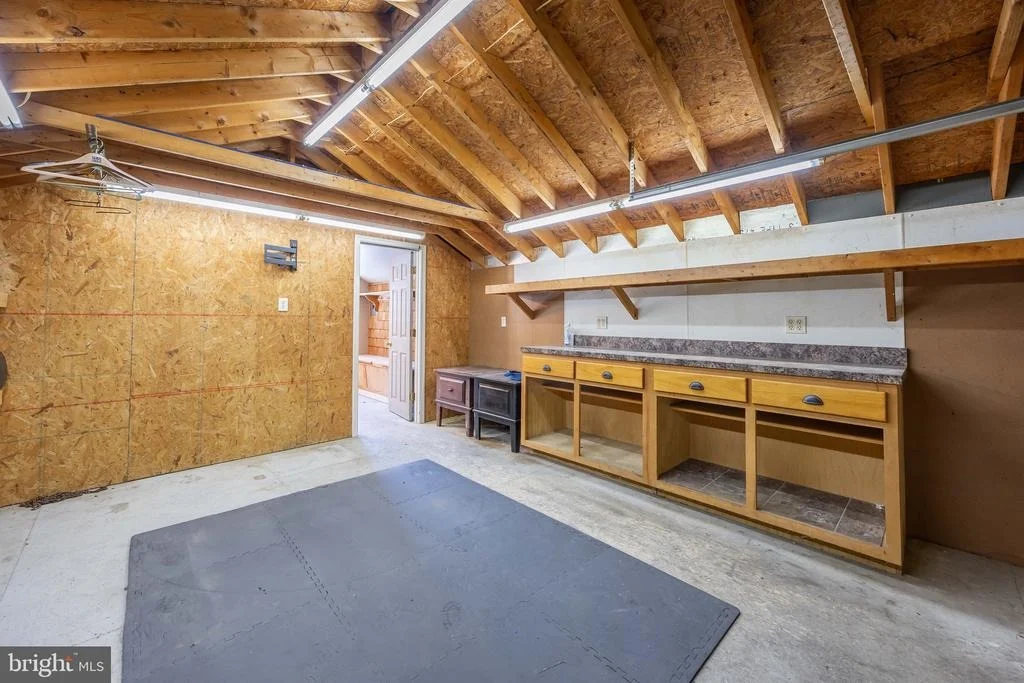 Photo of 22147 ROYAL OAK ROAD