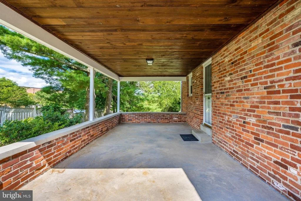 Photo of 25805 RIDGE ROAD