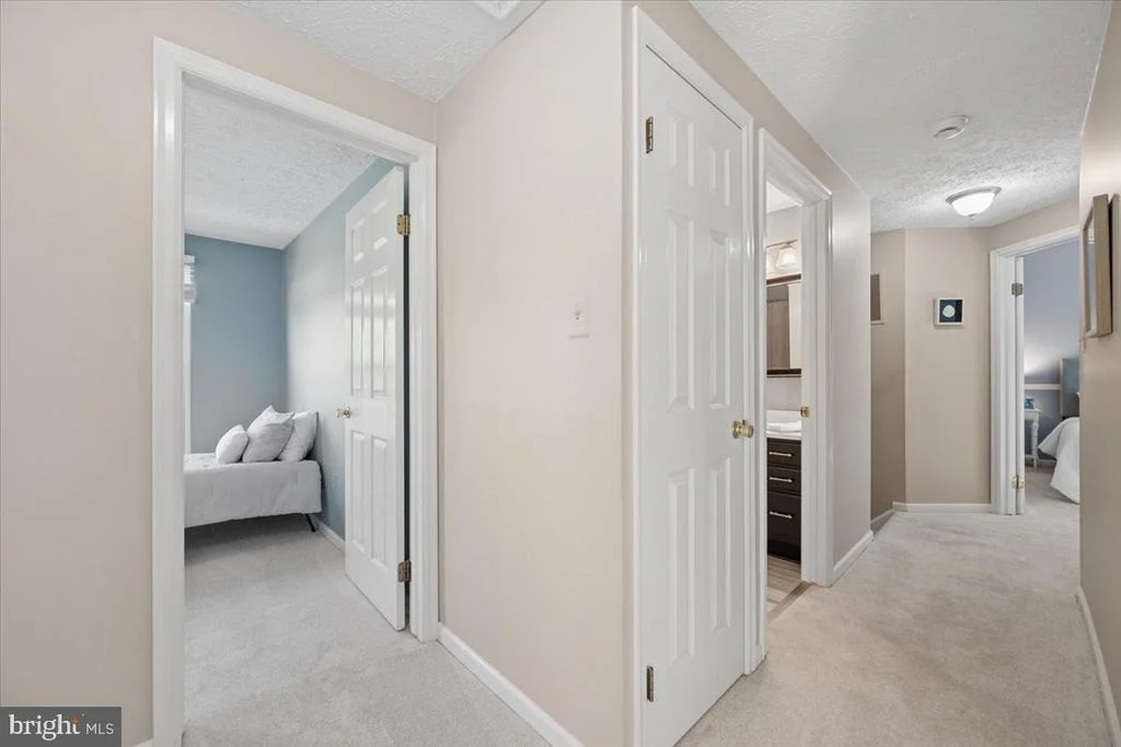 Photo of 6396 DEVONSHIRE LANE