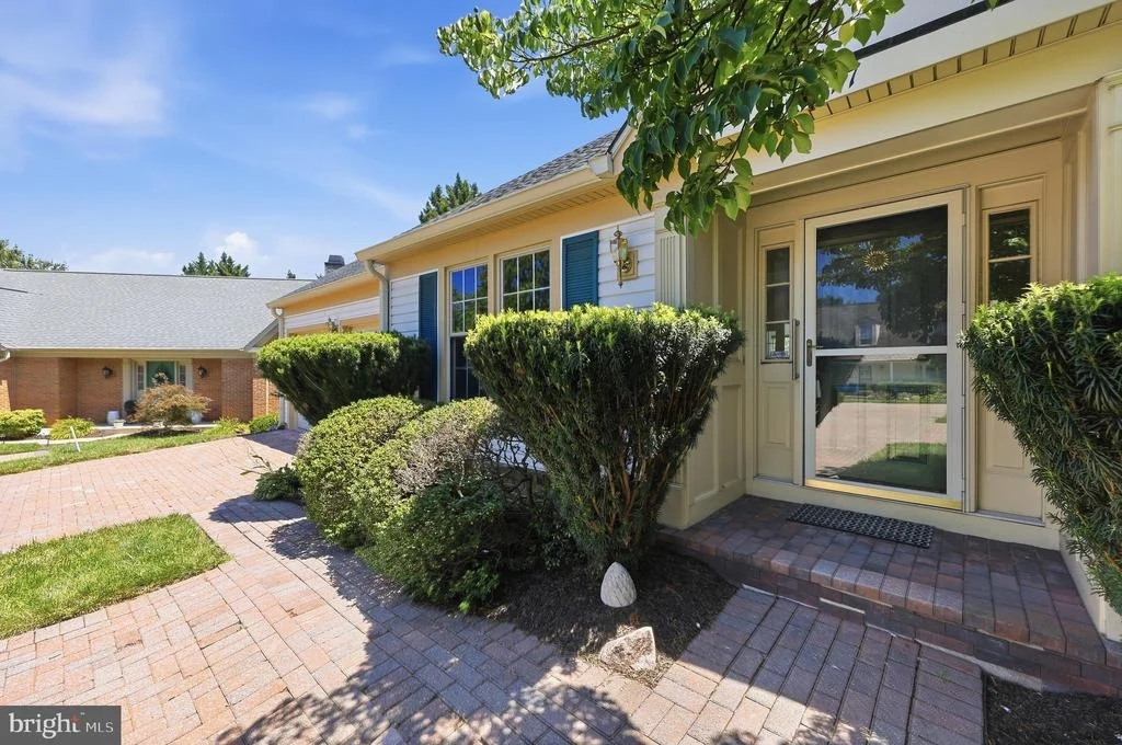 Photo of 2417 BEAR DEN ROAD
