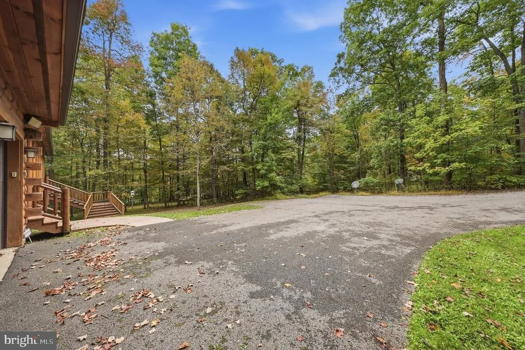Photo of 14520 RIDENOUR ROAD