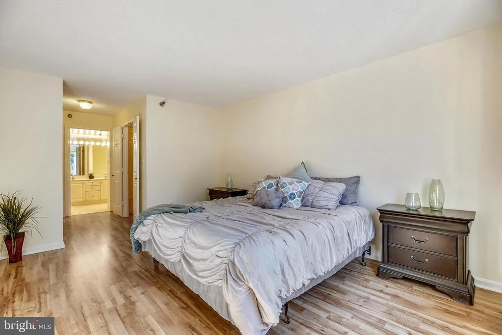 Photo of Unit 215 at 14809 PENNFIELD CIRCLE