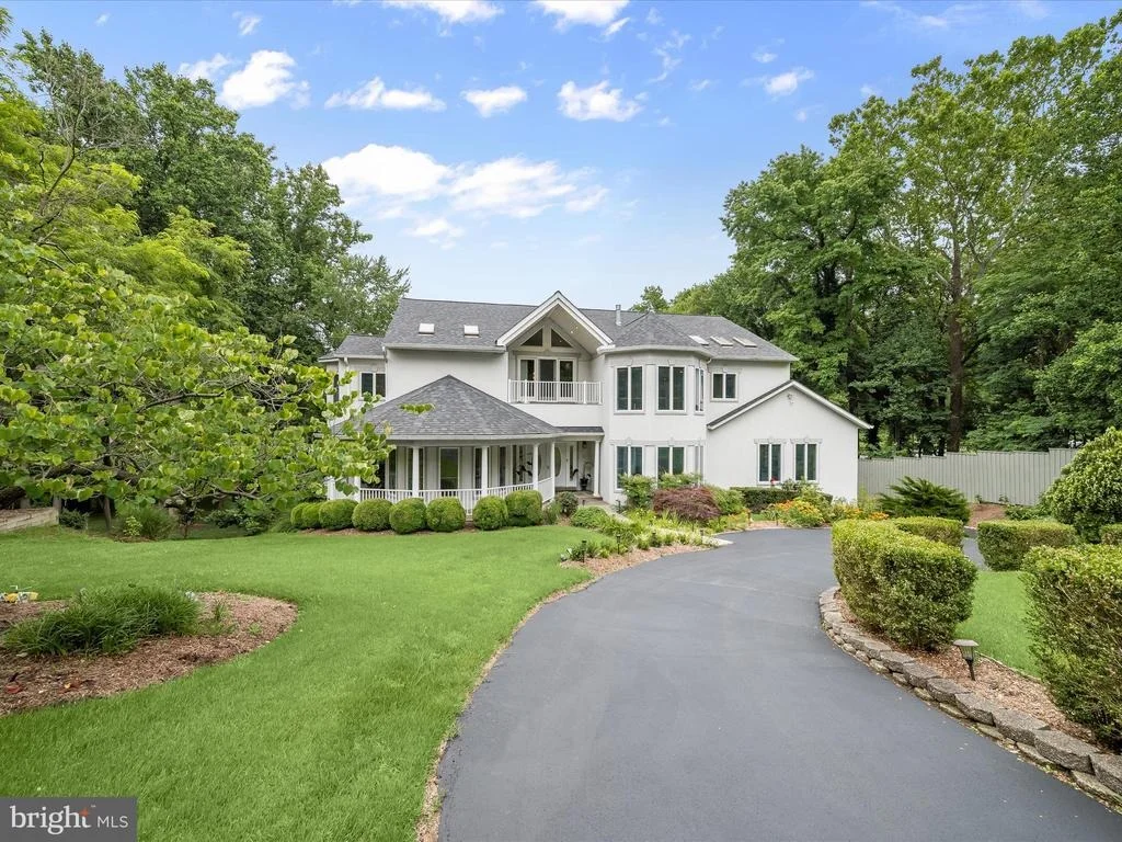 Photo of 1199 ASQUITHPINES PLACE