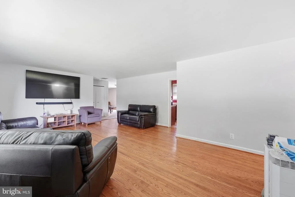 Photo of 3260 GREEN MEADOWS DRIVE