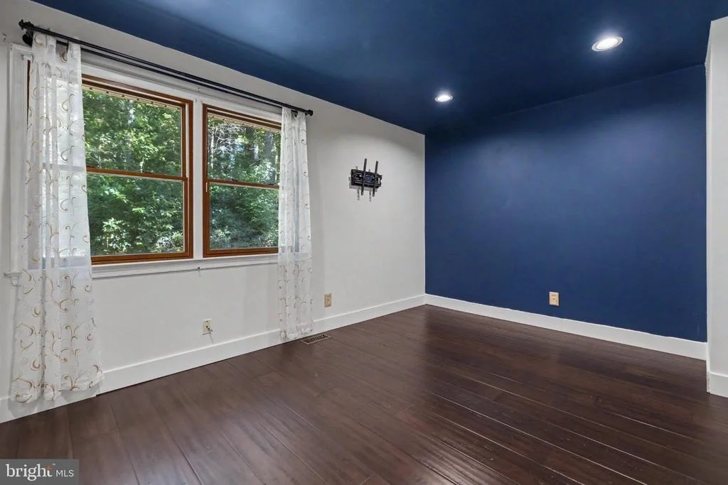 Photo of 7 SENECA TERRACE