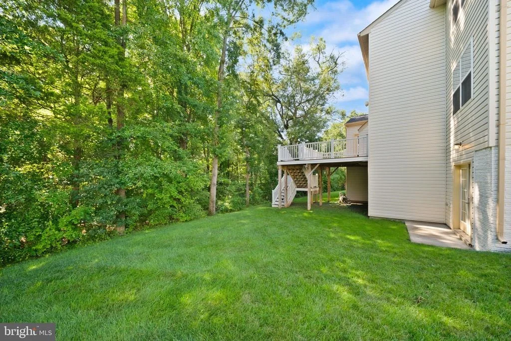 Photo of 9405 LOMAX FOREST DRIVE