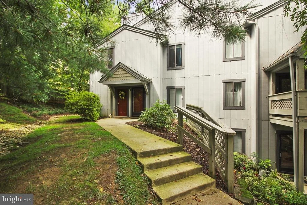 Photo of Unit 52 at 52 WINDBROOKE CIRCLE