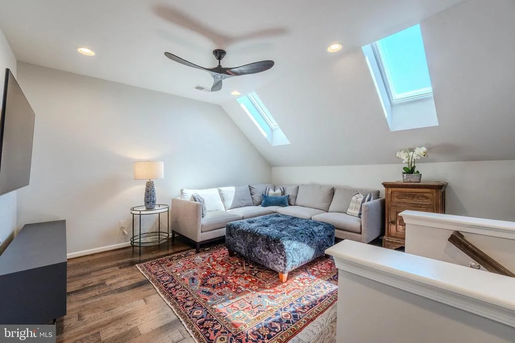 Photo of 42863 BEAVER CROSSING SQUARE