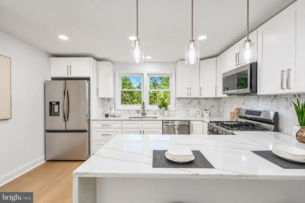 Photo of 1017 ROXLEIGH ROAD