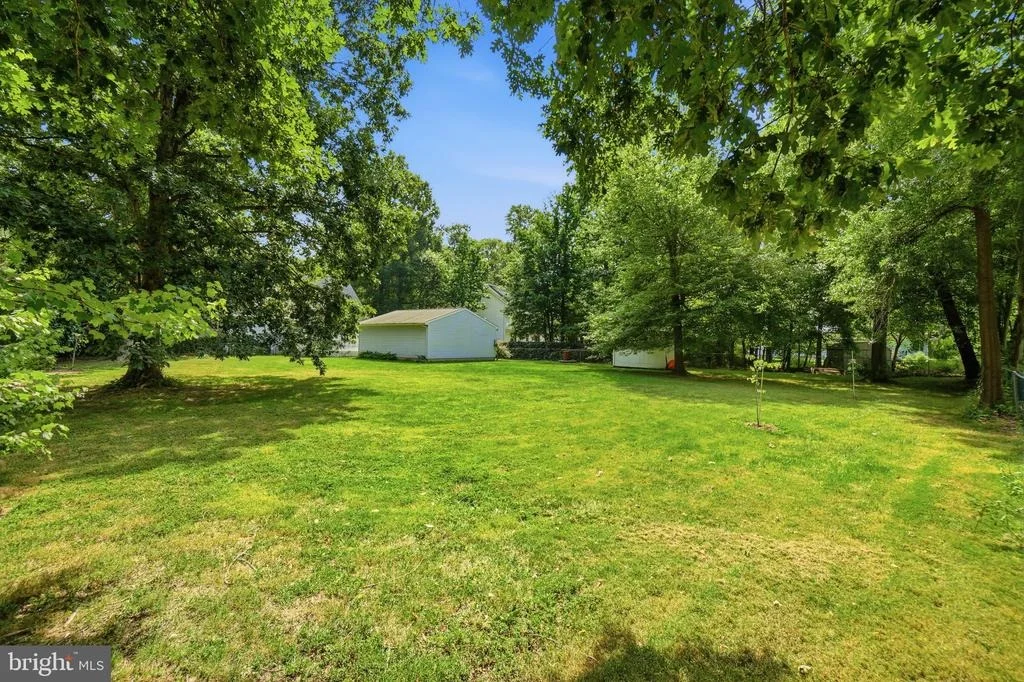 Photo of 912 BUCKINGHAM DRIVE