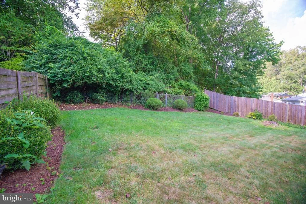 Photo of 604 KENBROOK DRIVE