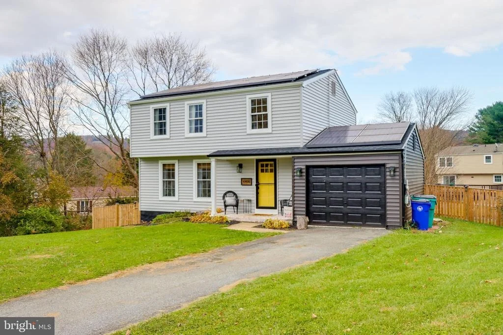 Photo of 4400 AGATE COURT