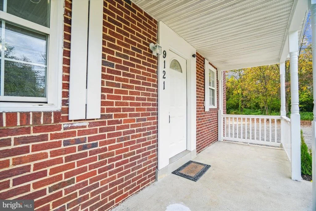 Photo of 9121 LANHAM SEVERN ROAD