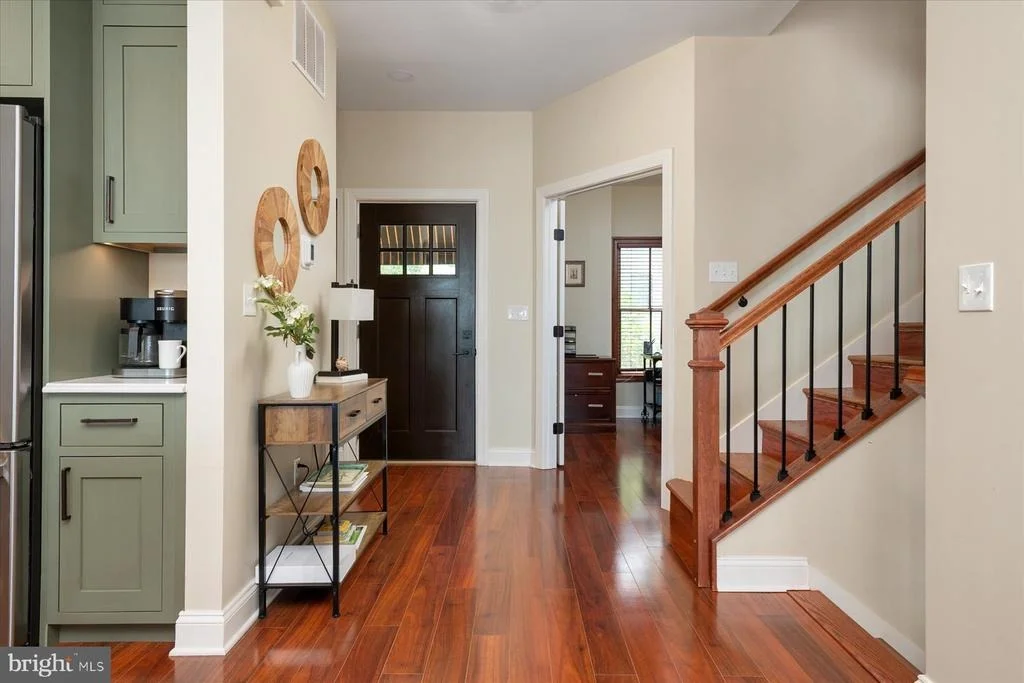 Photo of 20 SHORE WALK ROAD