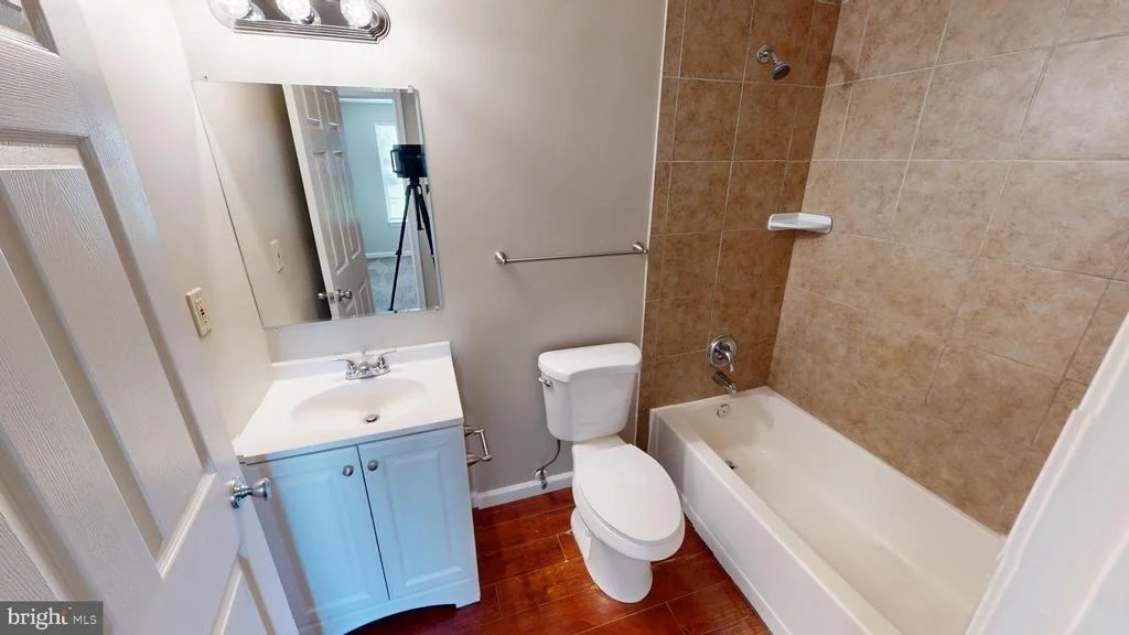 Photo of 1180 BANNISTER CIRCLE
