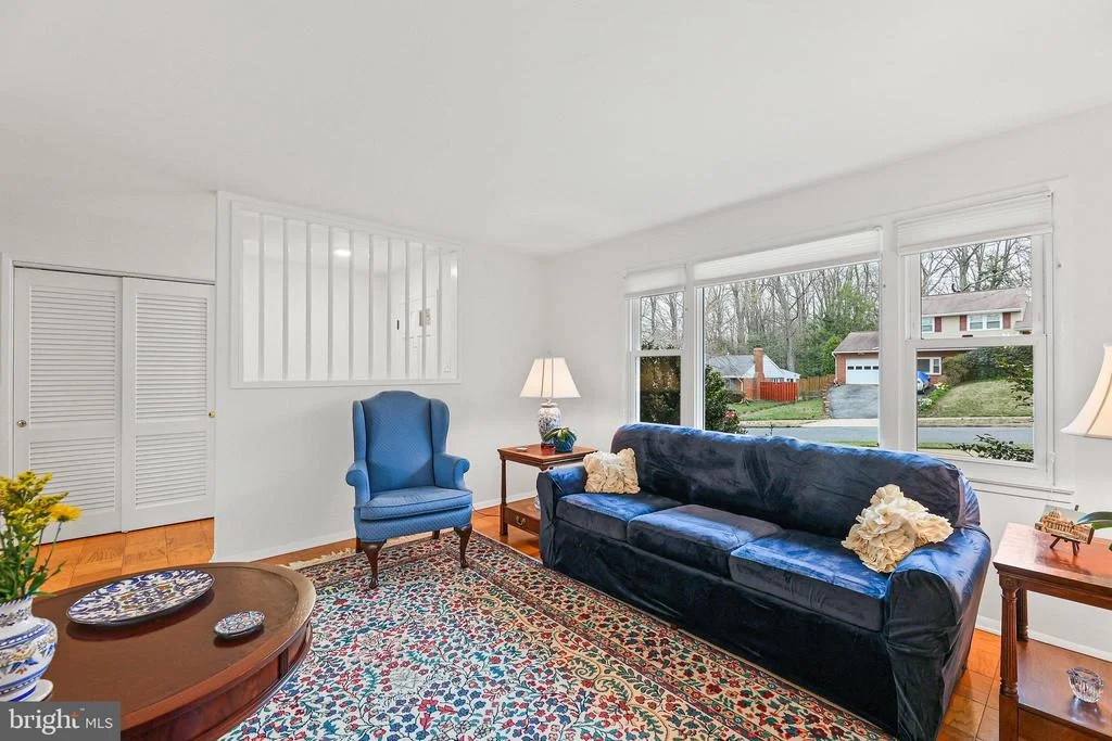 Photo of 4616 EXETER STREET