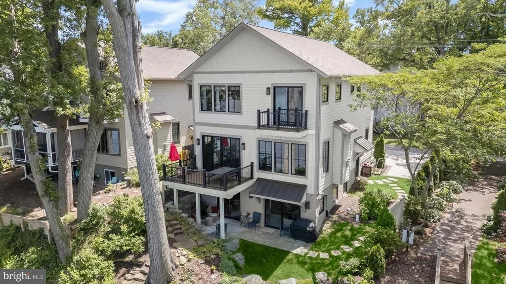 Photo of 20 SHORE WALK ROAD