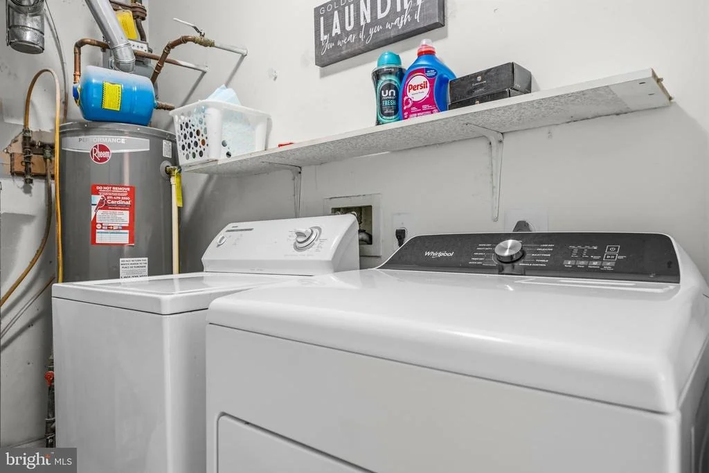 Photo of Unit 301 at 21843 BALDWIN SQUARE